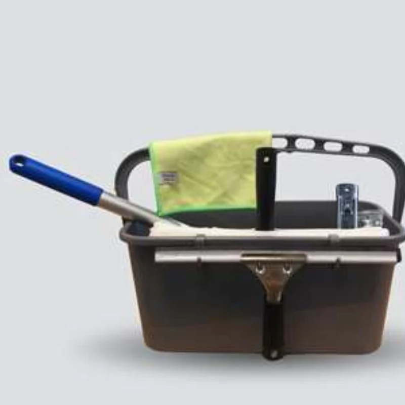 Kit Vitrerie Black Complet 35 cm avec Seau 13 L